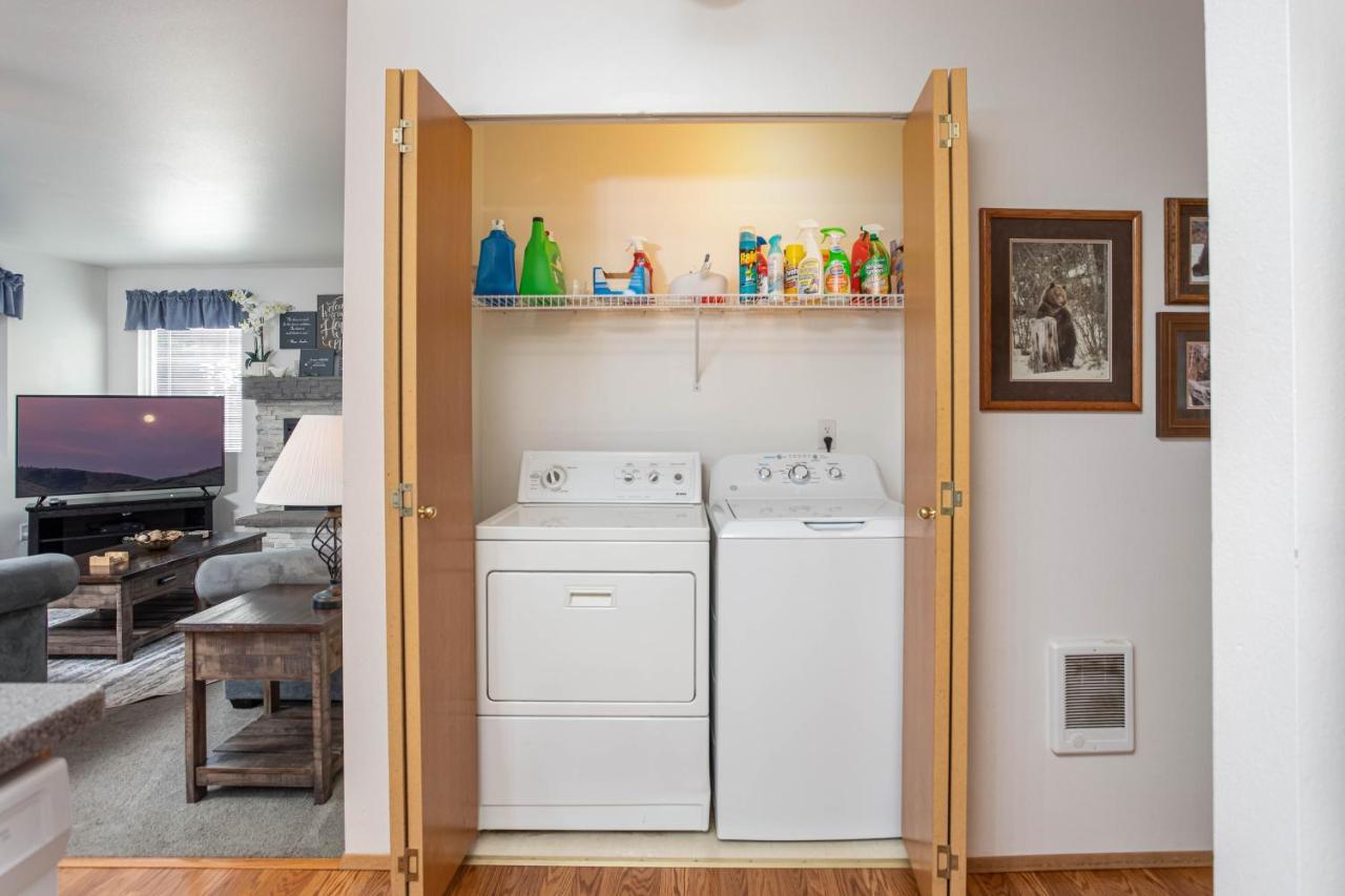 Апартаменти Walk To Downtown * 6 Guests * Pets * A/C! * No Stairs! Лівенворт Екстер'єр фото